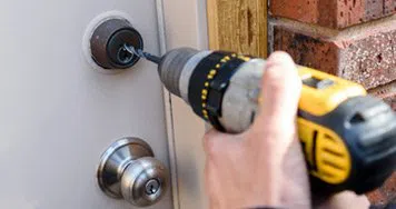 Security Locksmith Services Berkeley Heights, NJ 908-617-3172 Security Locksmith Services Berkeley Heights, NJ 908-617-3172 - 13-Key-Broke-In-Lock